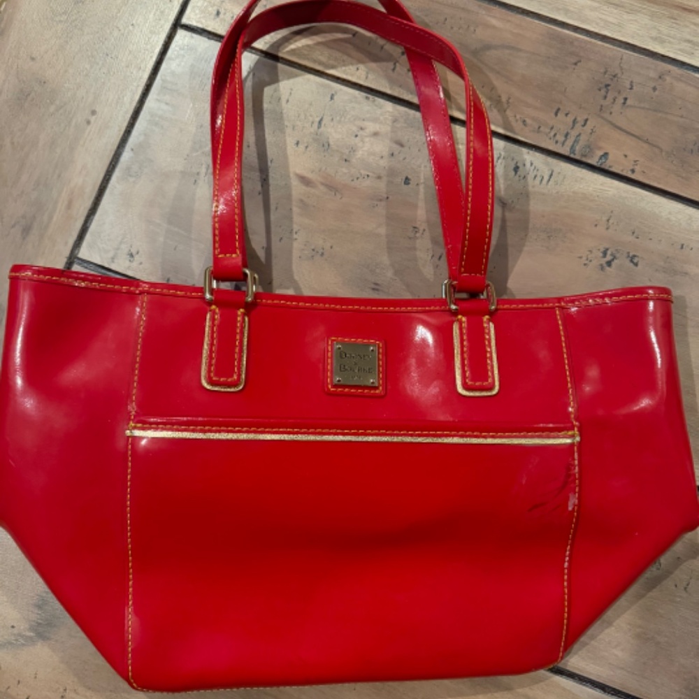 Dooney and Bourke red purse - Picture 5 of 5